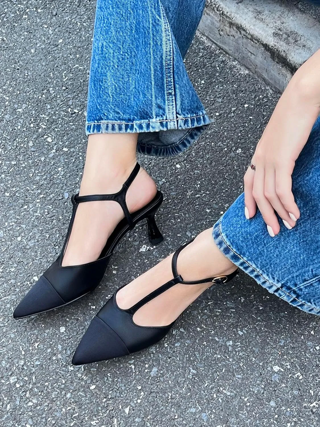 Coutgo Womens Kitten Heels Slingback Pumps Closed Pointed Toe Two Tone Ankle T Strap Office Dress Shoes