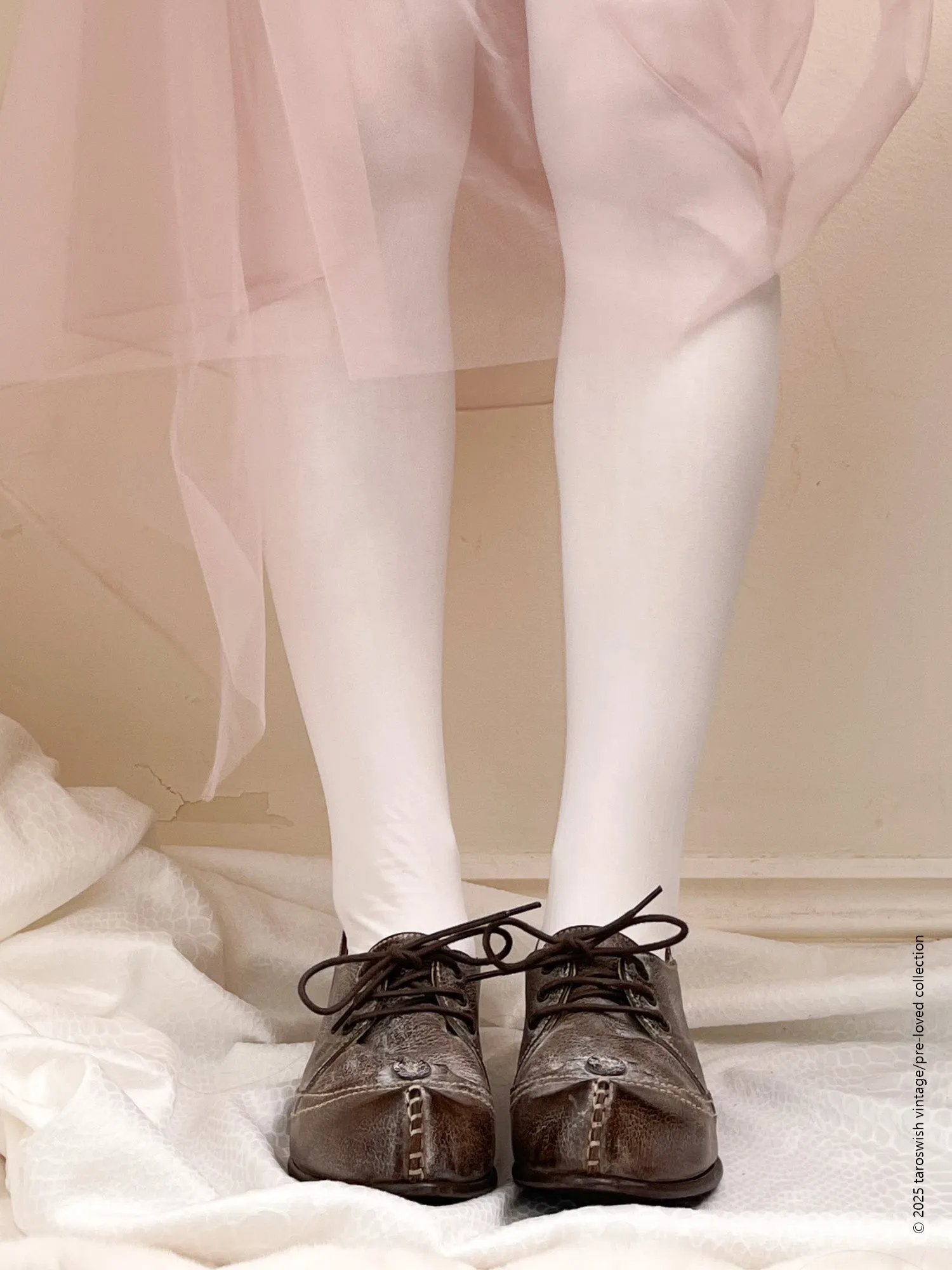 eu37 distressed color shoes