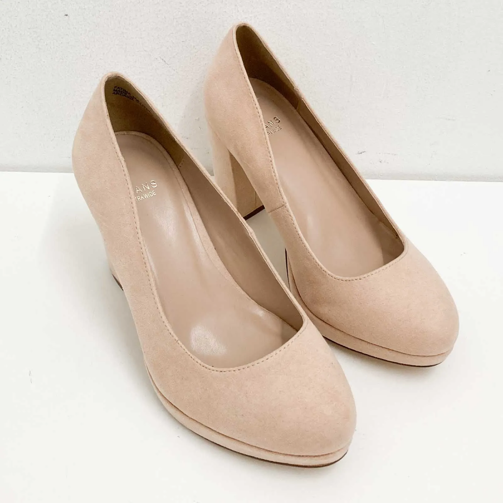 Evans Neutral Beige Slip On Faux Suede Block Heel Court Shoes UK 4EEE