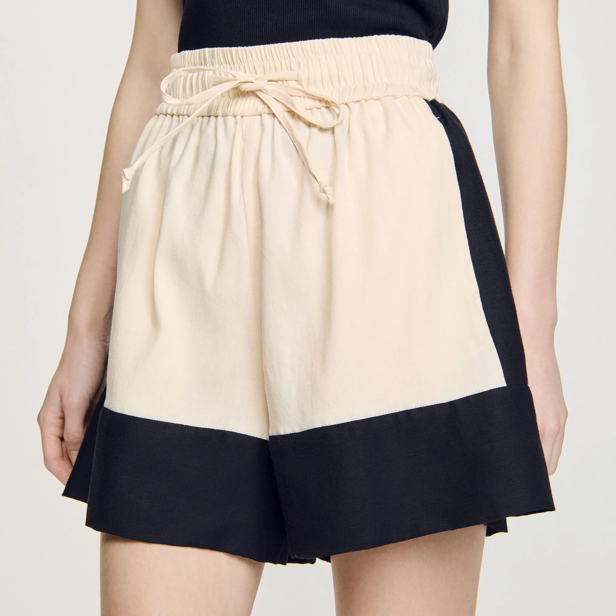 Gregor Two-Tone Shorts Ecru