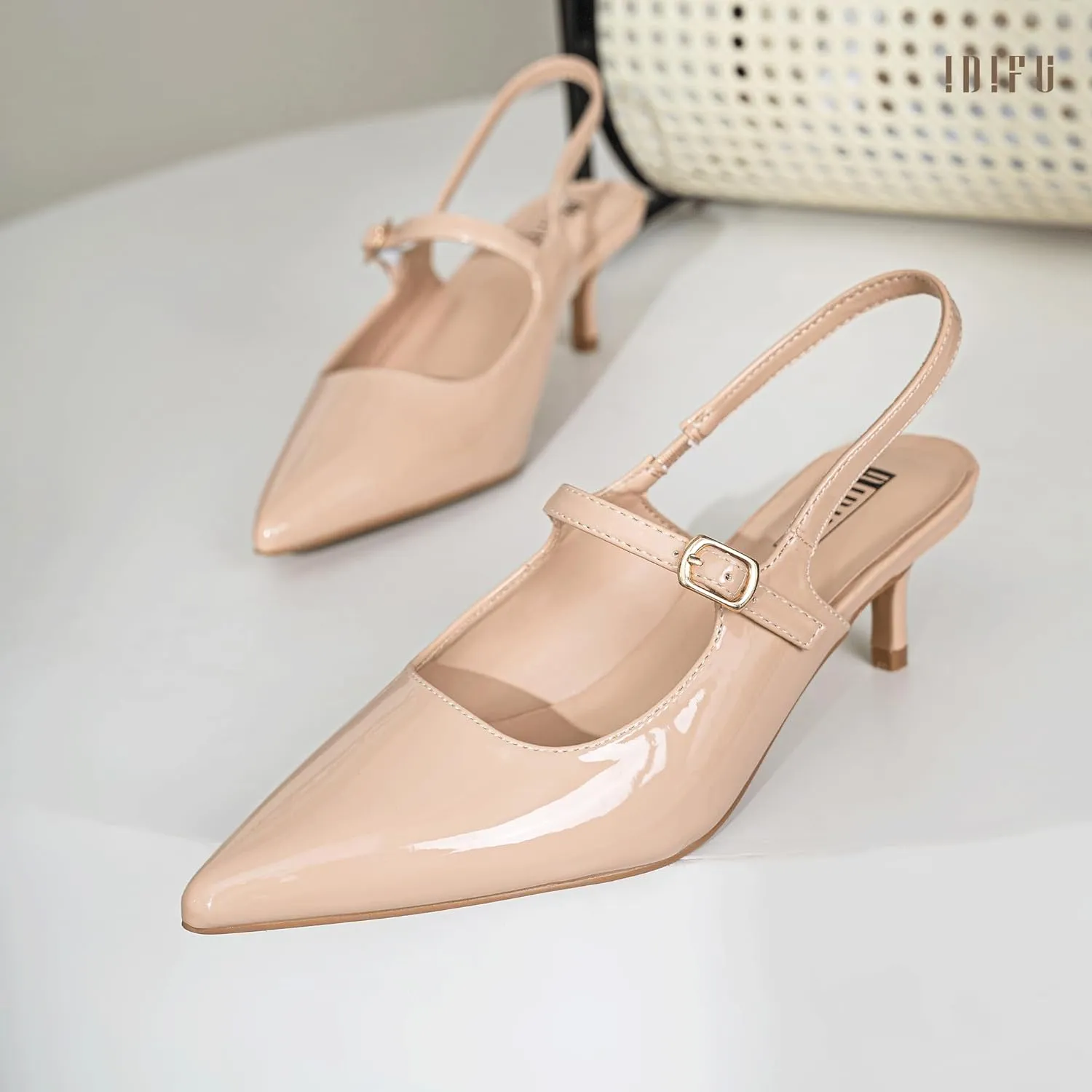 IDIFU IN2 Low Kitten Slingback Closed Toe Heels Pumps Wedding Bridal Prom Party Work Office Dress Shoes for Women Comfortable Dressy Formal Short Small Pointed Toe Heels
