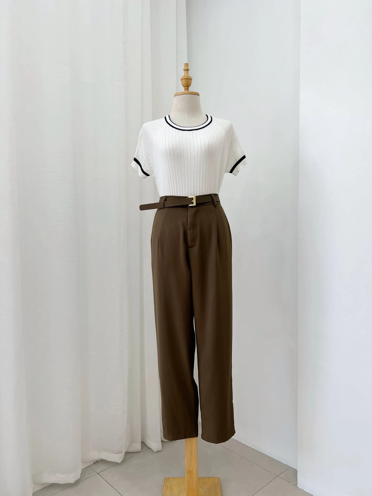 Leia Two-Tone Knit Top