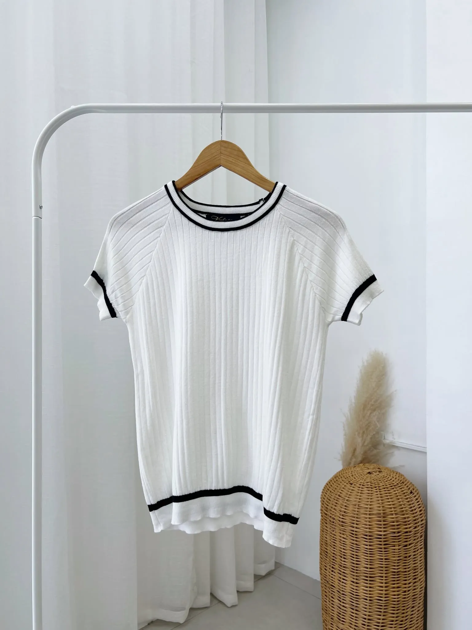 Leia Two-Tone Knit Top
