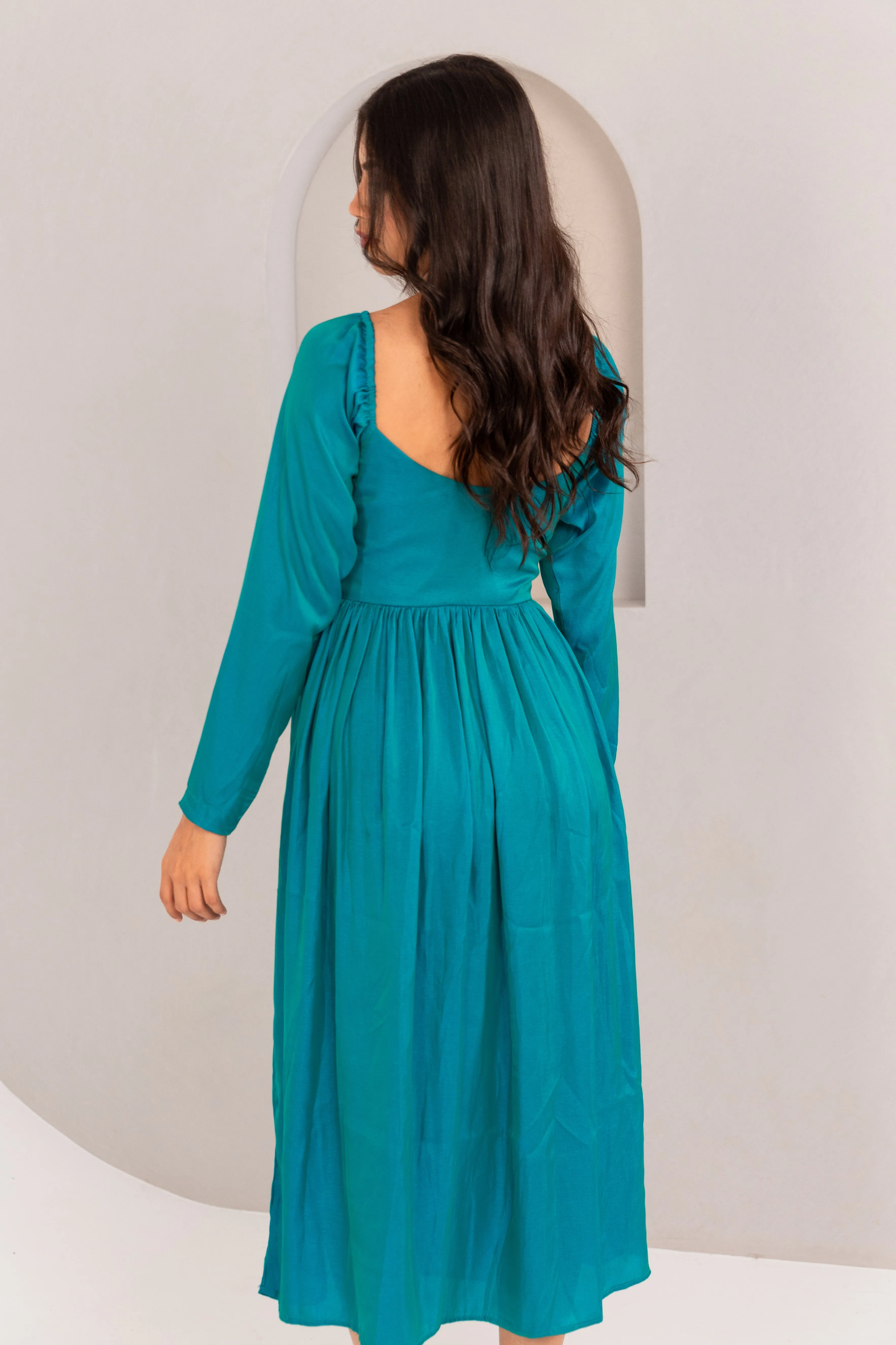 TWO TONE PLEATED DRESS